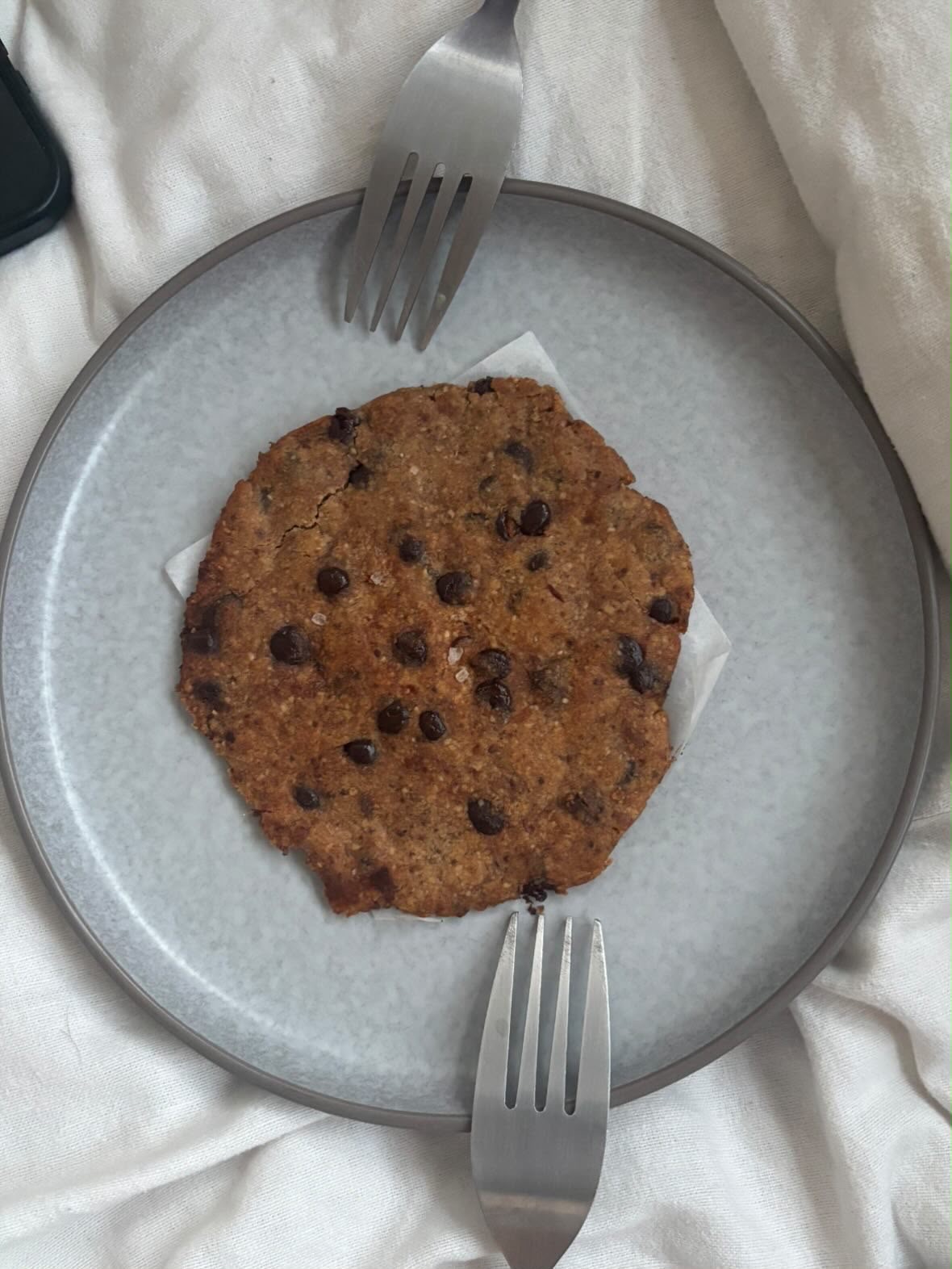 MOLTO cookie on a plate with two forks